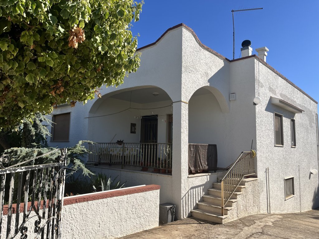 Villa in Vendita a Cisternino